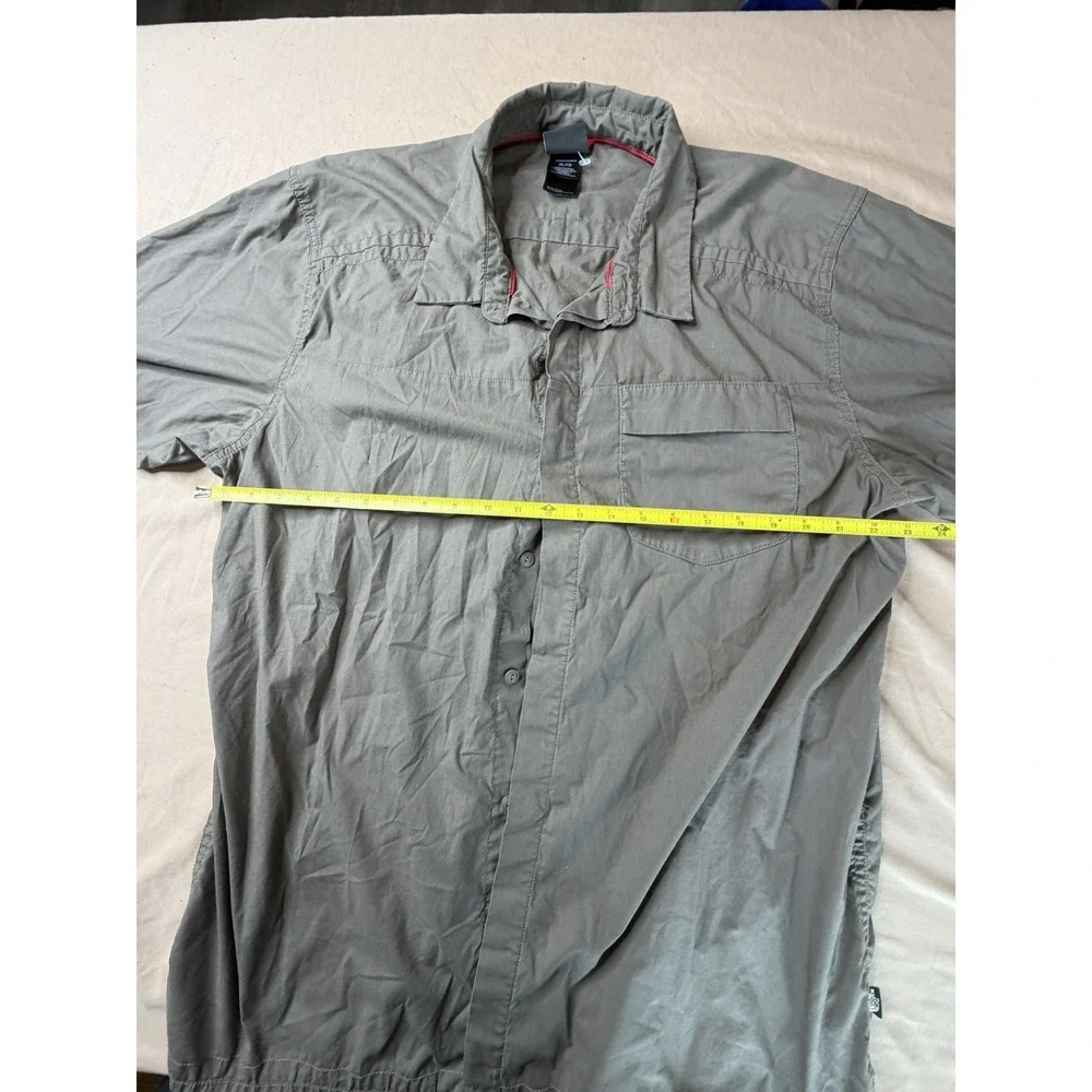 The North Face Men's Short Sleeve Tech Tee XL Tan